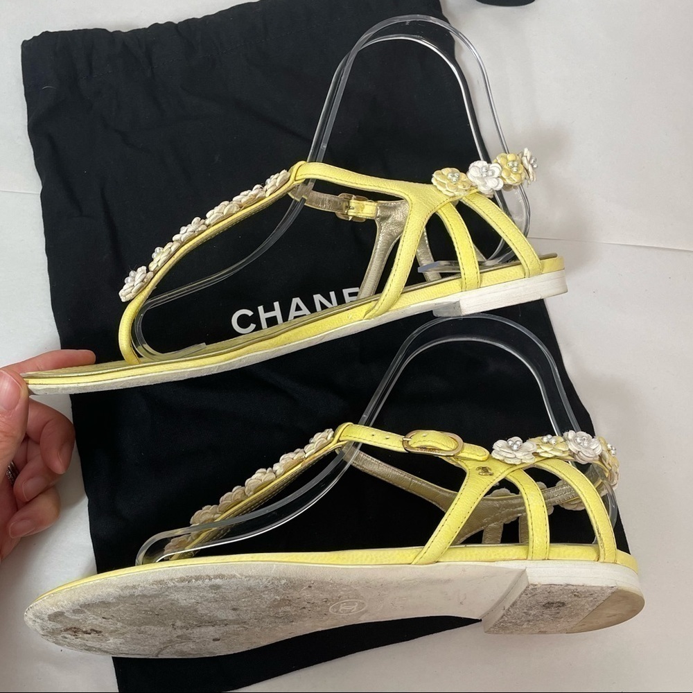 Chanel Interlocking CC Logo Sandals - Picture 3 of 10